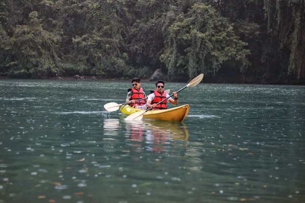 Comment préparer une expédition en kayak dans le parc de Yellowstone, USA ?